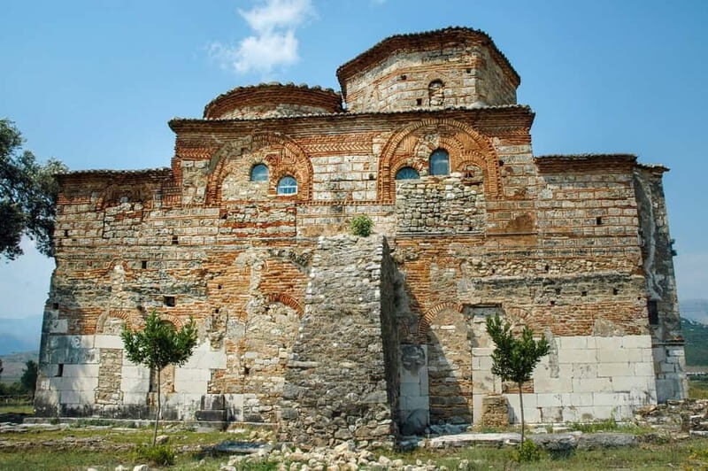 Finiq Churches